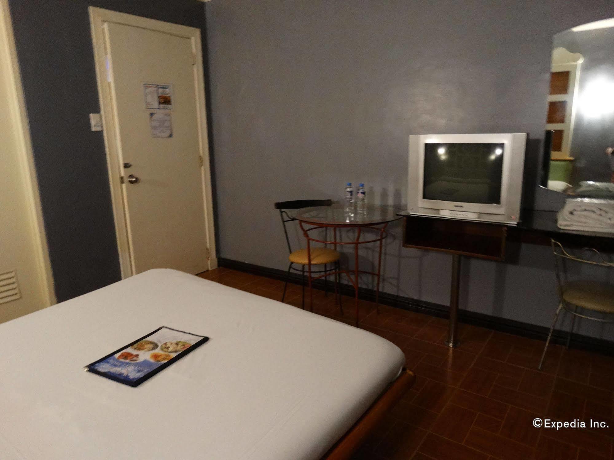 Hotel Paradis Manila